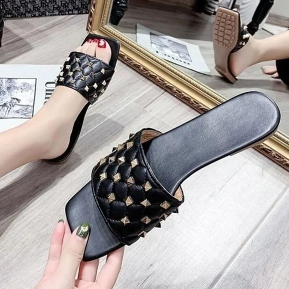 Square Toe Black Quilted Studded Summer Sandals Size 8.5 - Picture 1 of 15